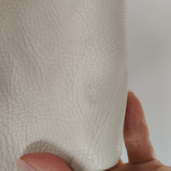 Fossil White Ivory Leather Hobo Bag Zip Beige Pocket Front Zip Top Shoulder Bag - Picture 9 of 13